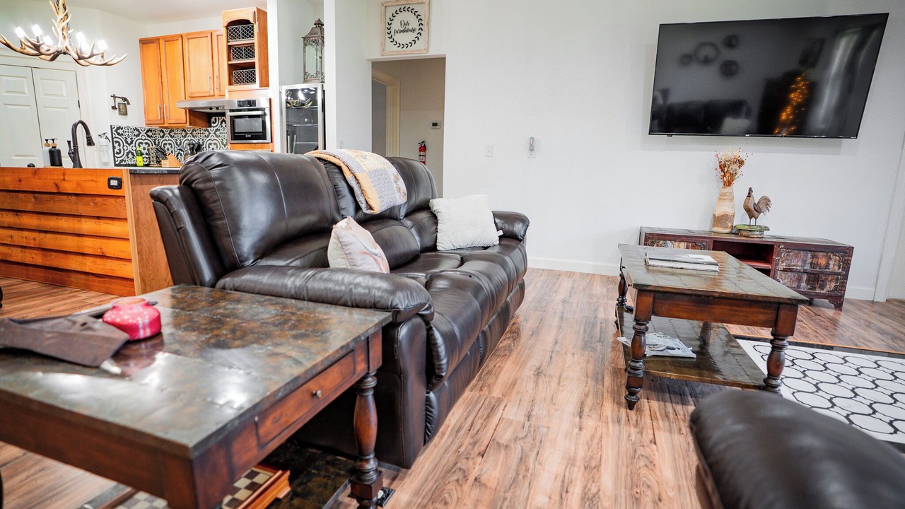 Photo of Livingroom in Dowelltown