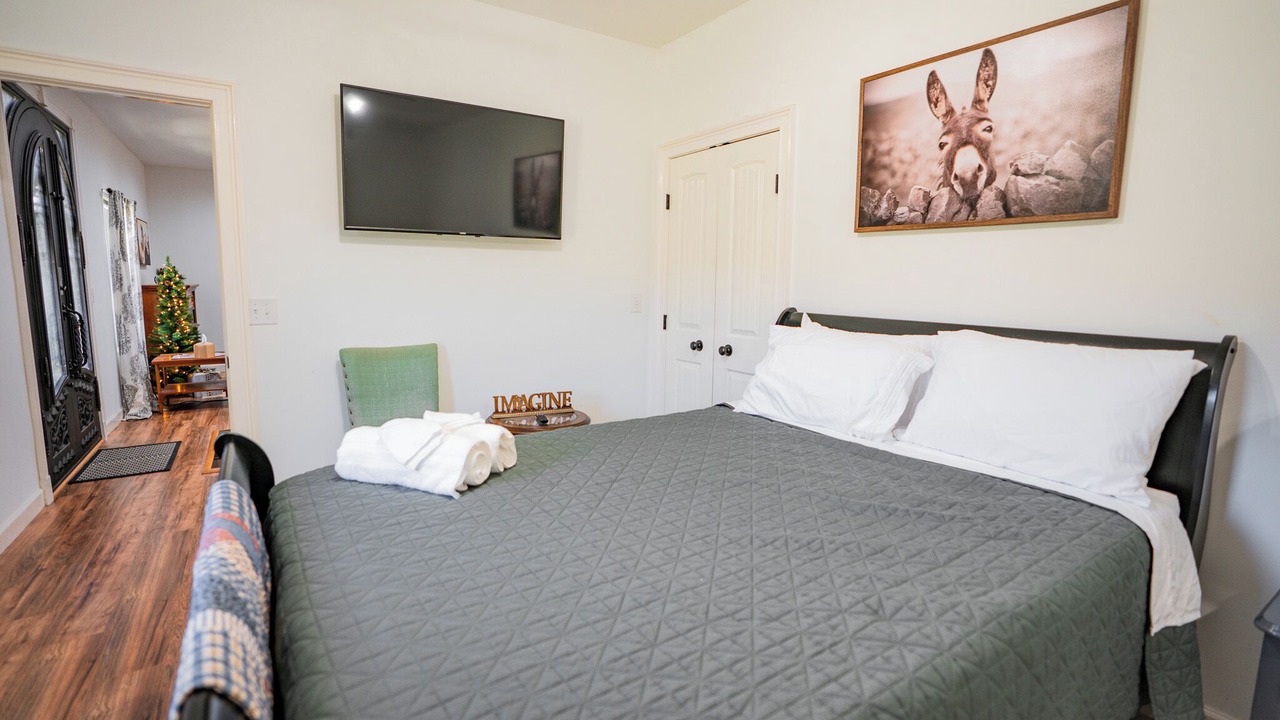Photo of Bedroom in Dowelltown