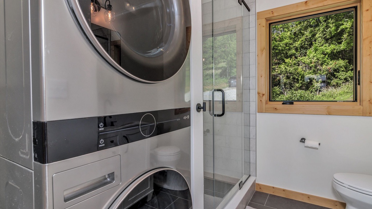 Photo of Bathroom in Marshall
