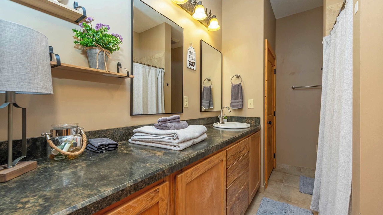 Photo of Bathroom in Hemphill Heights