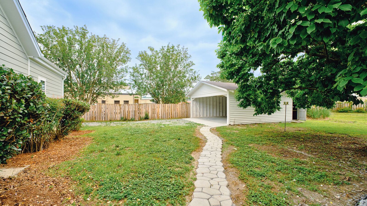 Photo of Outdoor in Smithfield