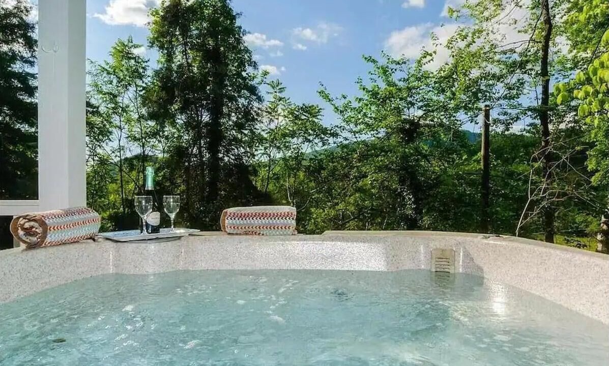 Photo of Outdoor in Lake Lure