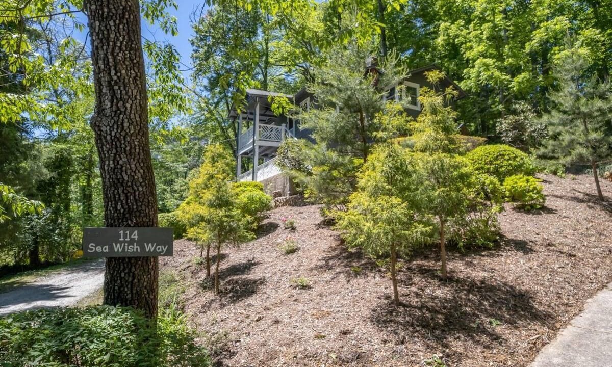 Photo of Outdoor in Lake Lure