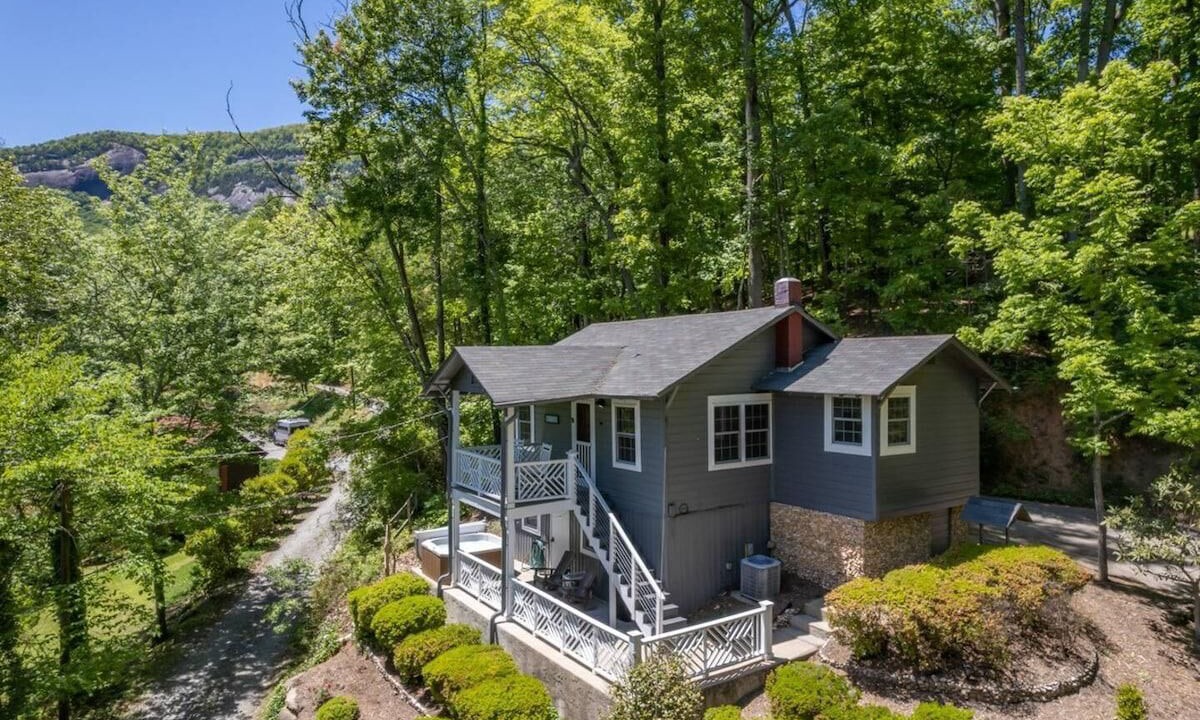Photo of Outdoor in Lake Lure