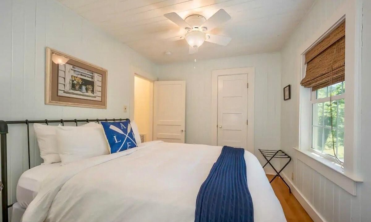 Photo of Bedroom in Lake Lure