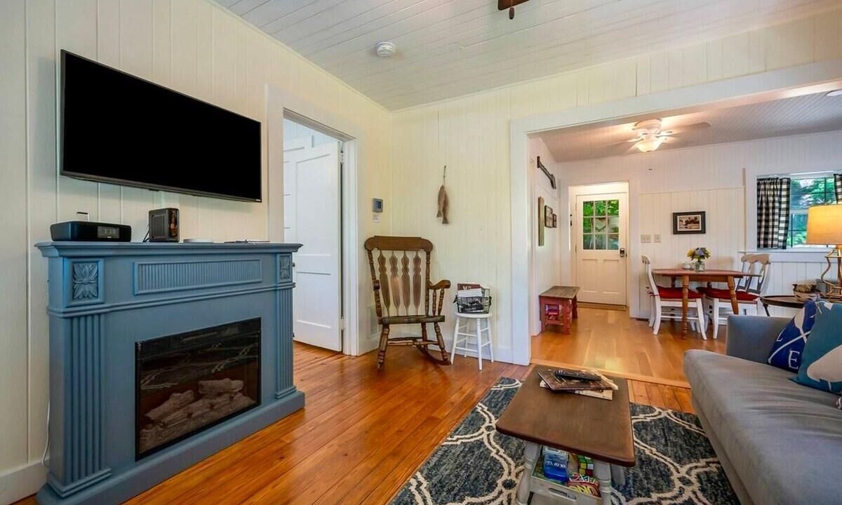 Photo of Livingroom in Lake Lure