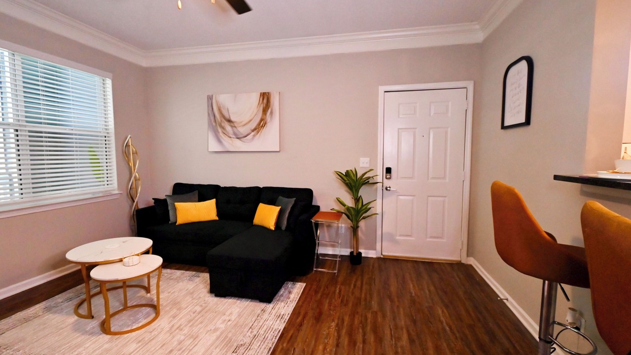 Photo of Livingroom in Huntersville