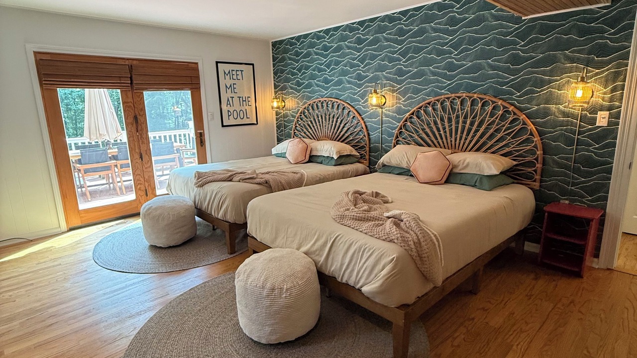 Photo of Bedroom in Royal Pines