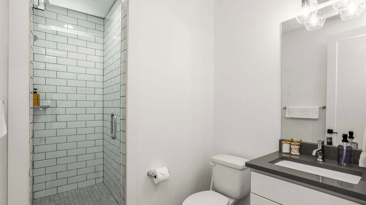 Photo of Bathroom in Eighth Avenue