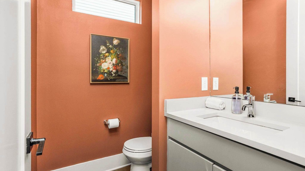 Photo of Bathroom in Eighth Avenue