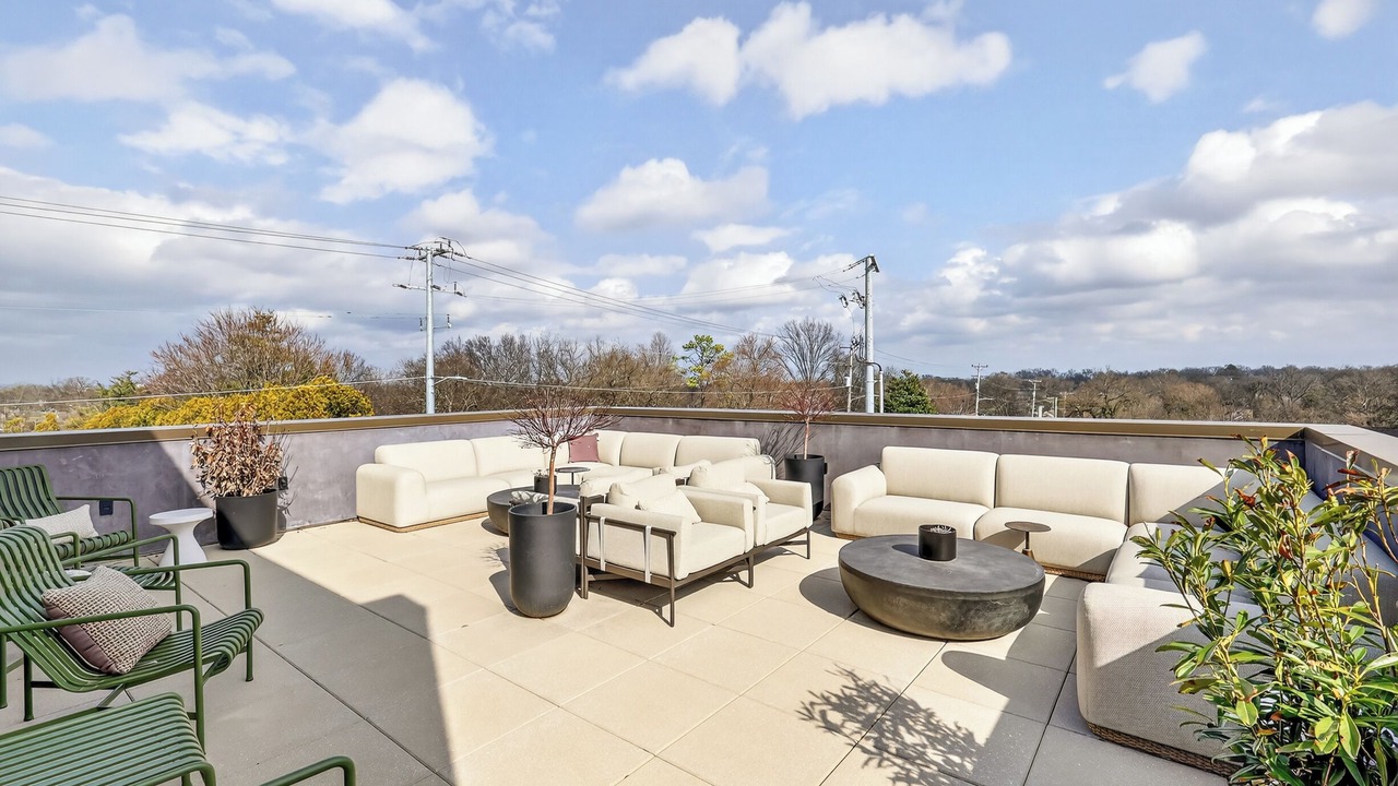Photo of Patio Balcony in Inglewood