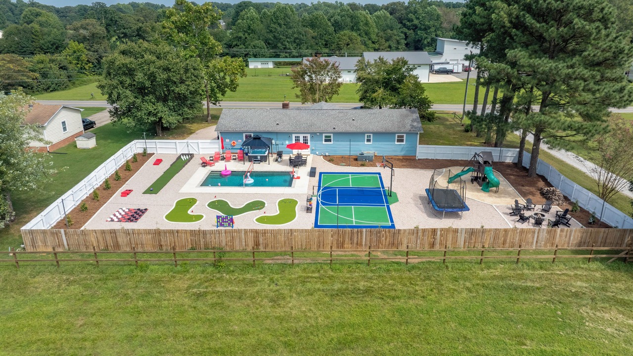 Photo of Outdoor in Mooresville