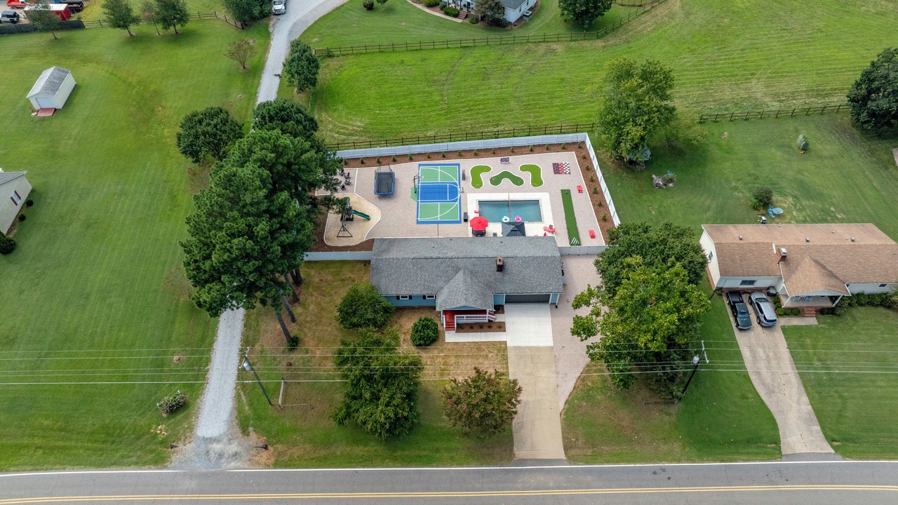 Photo of Outdoor in Mooresville