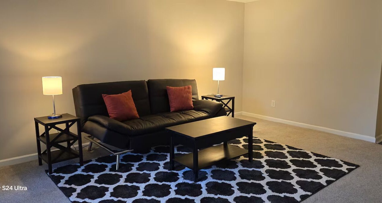 Photo of Livingroom in North Raleigh