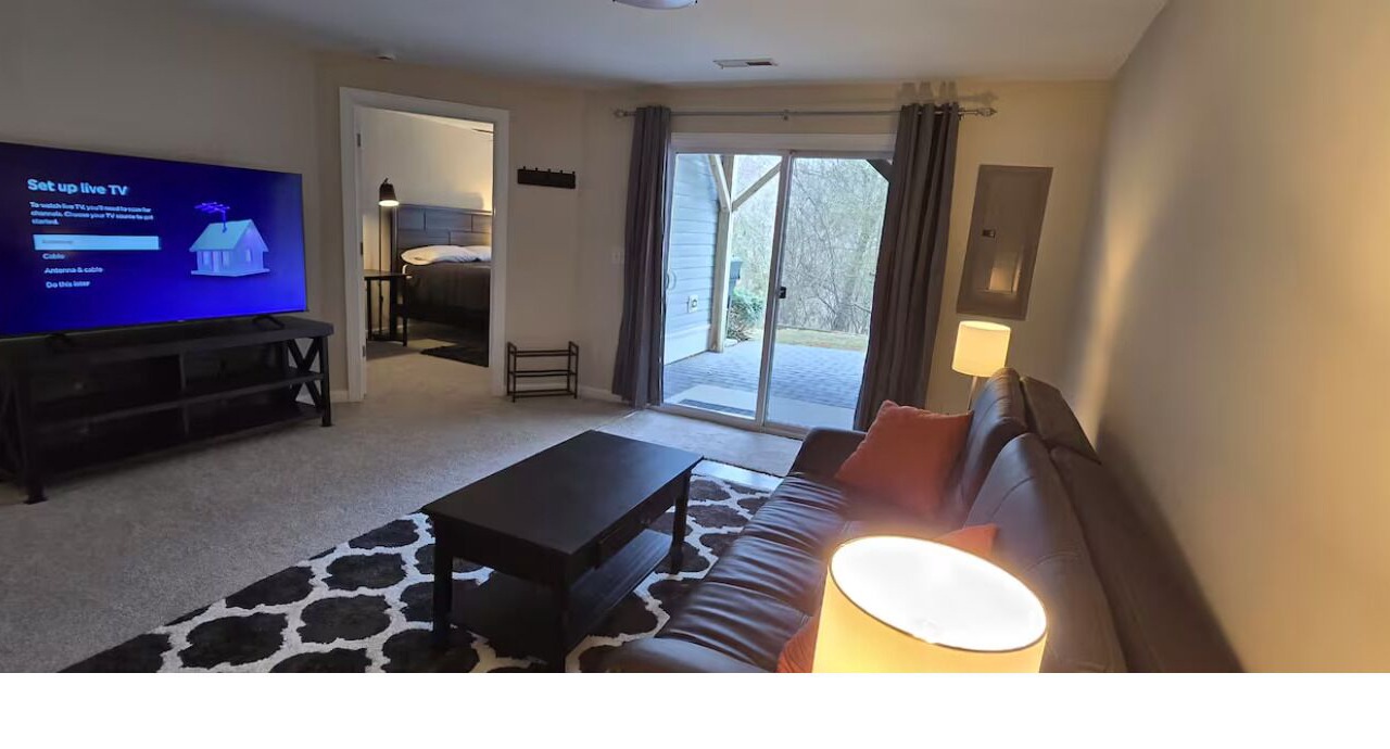 Photo of Livingroom in North Raleigh