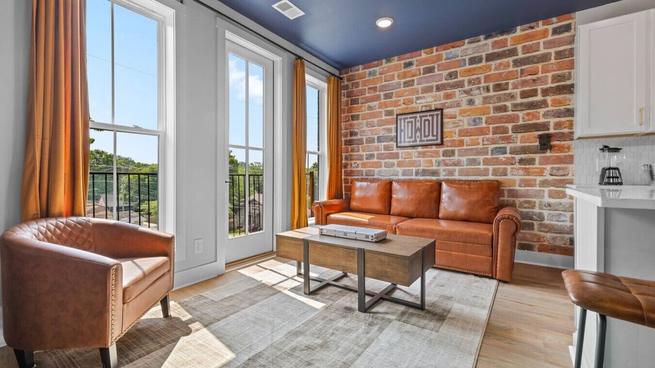 Photo of Livingroom in Talbot's Corner