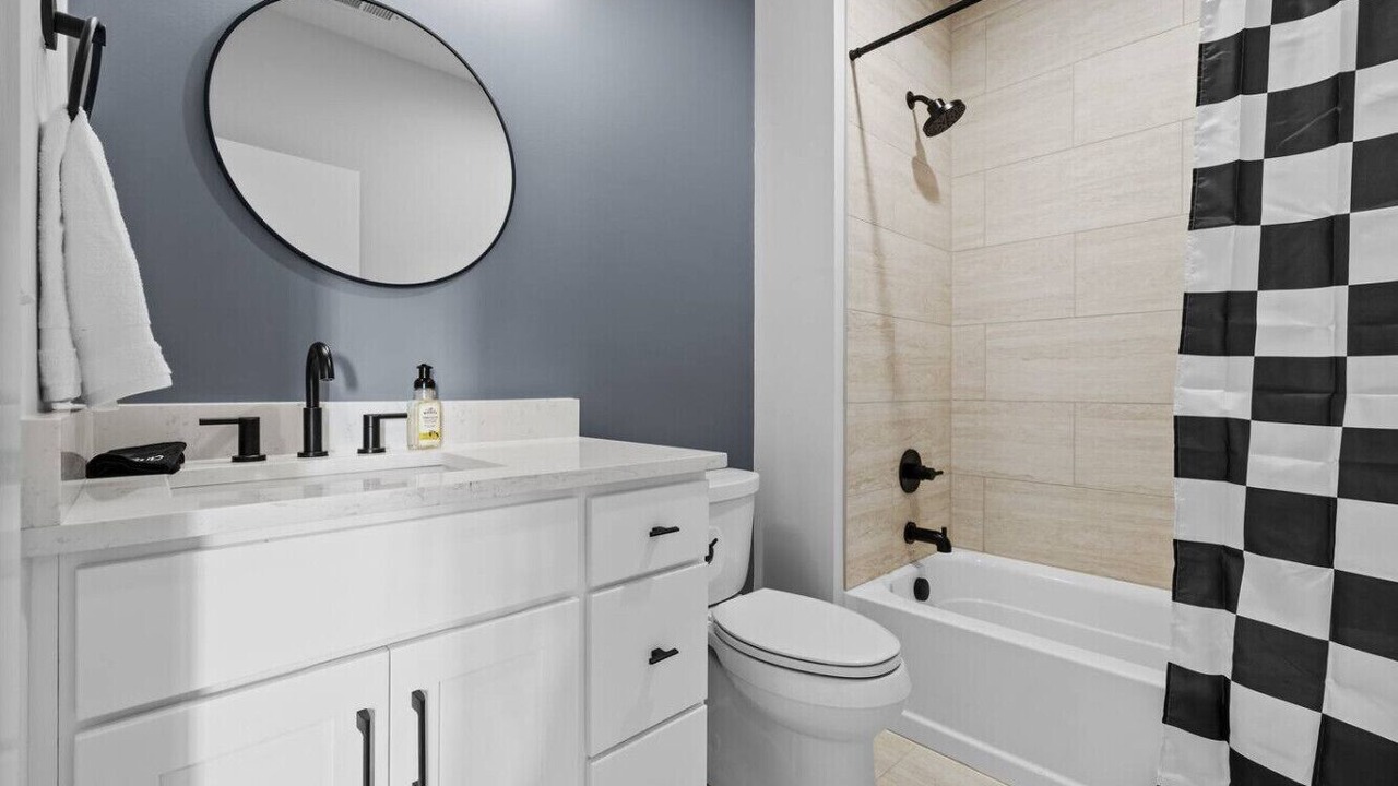 Photo of Bathroom in Talbot's Corner