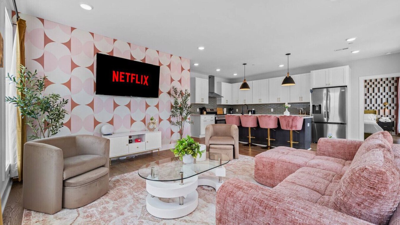 Photo of Livingroom in Talbot's Corner