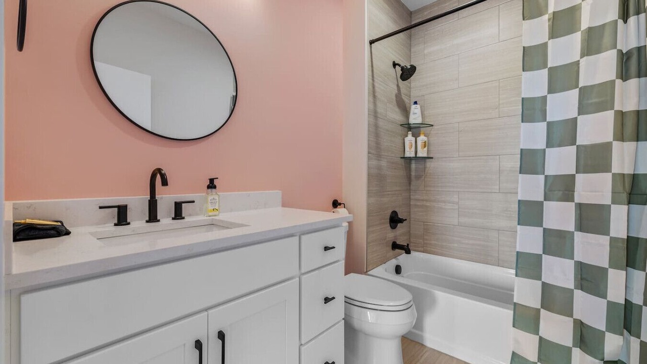 Photo of Bathroom in Talbot's Corner