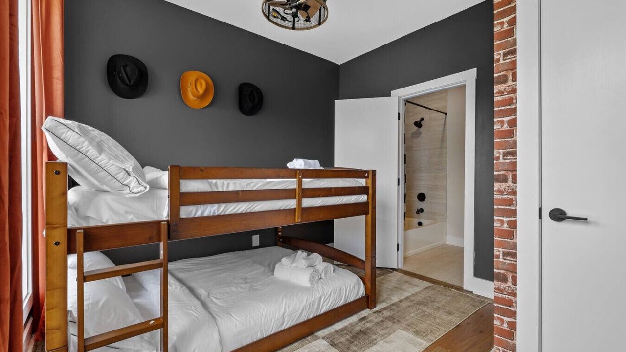 Photo of Bedroom in Talbot's Corner