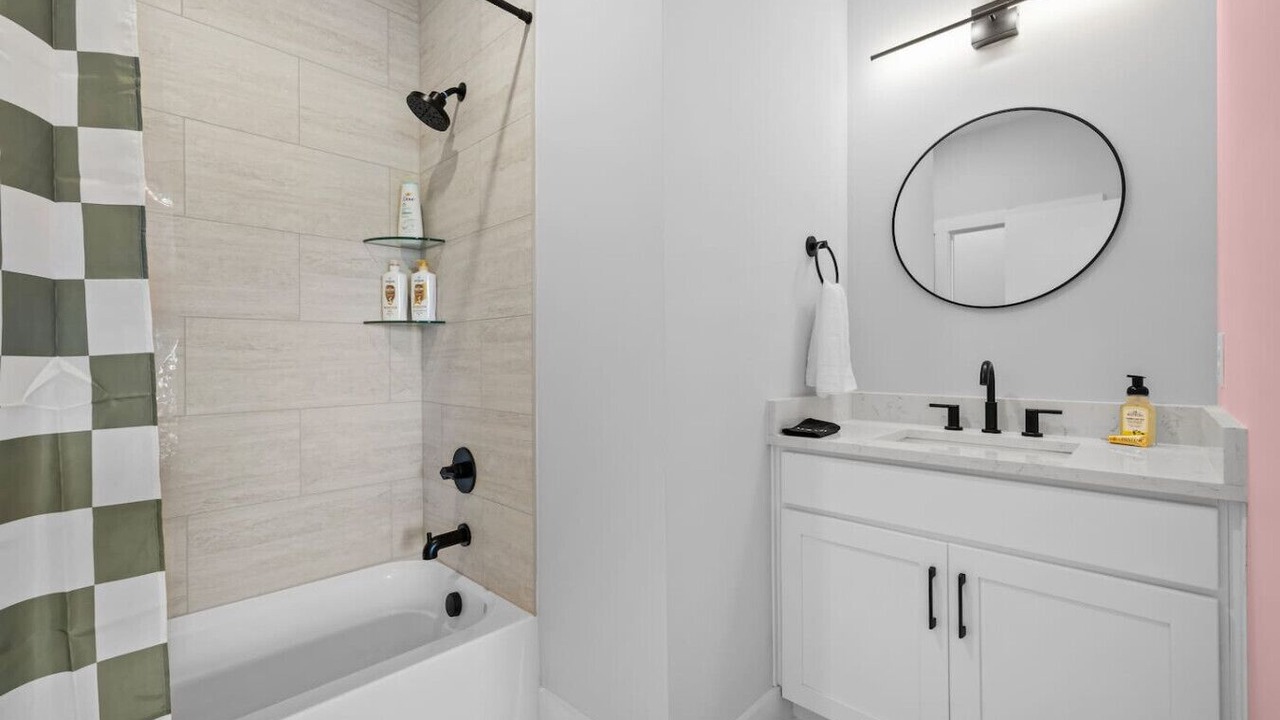 Photo of Bathroom in Talbot's Corner