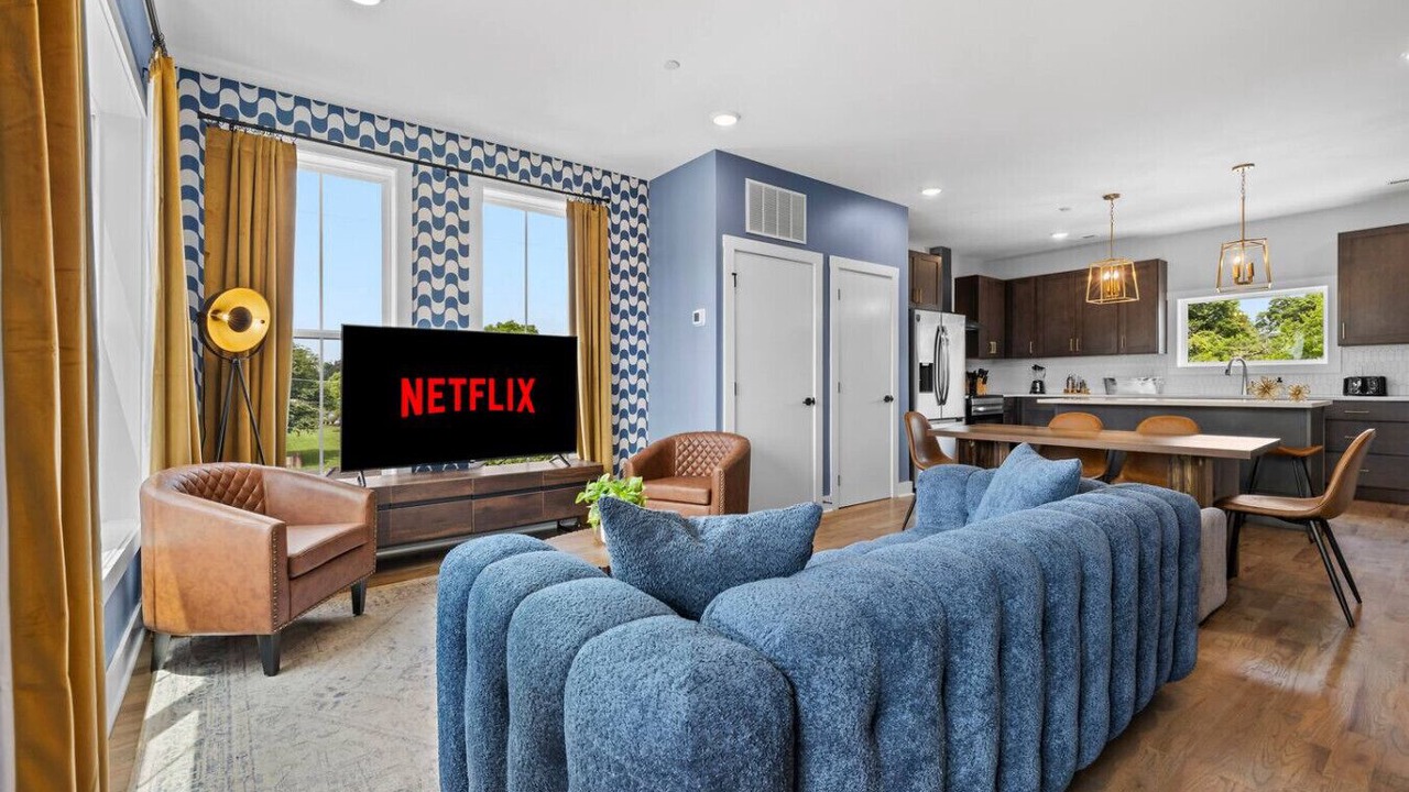 Photo of Livingroom in Talbot's Corner
