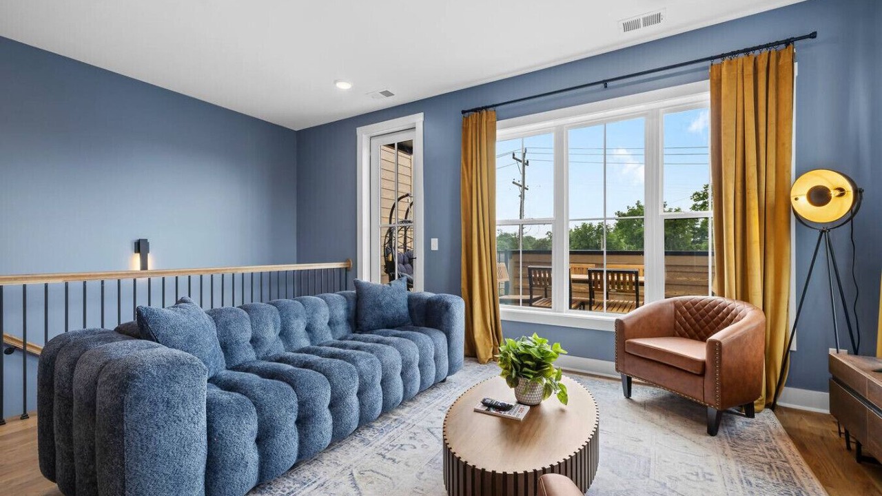 Photo of Livingroom in Talbot's Corner