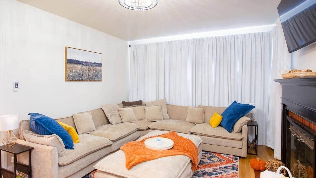 Photo of Livingroom in Winston - Salem