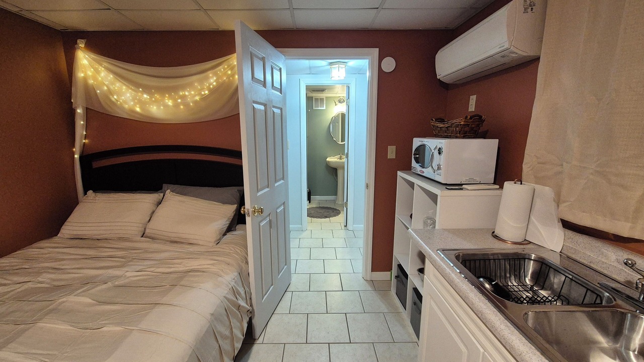 Photo of Bedroom in Candler