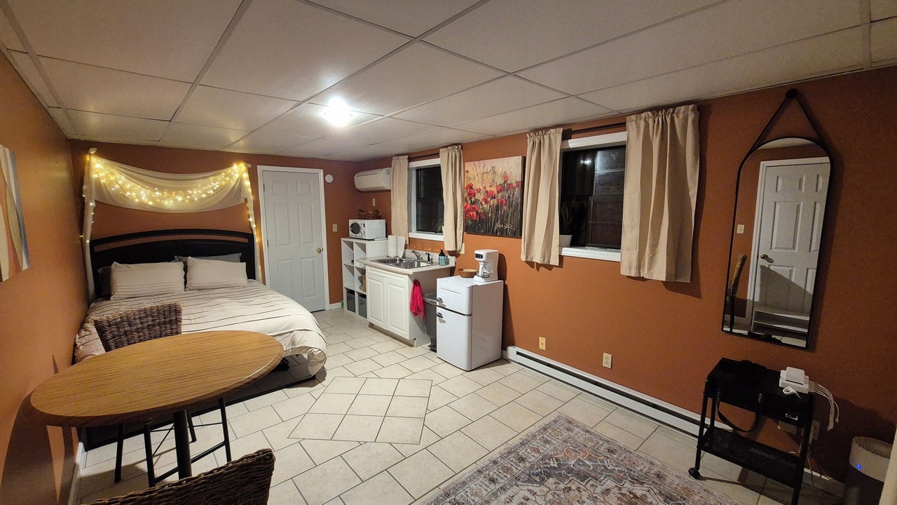 Photo of Bedroom in Candler