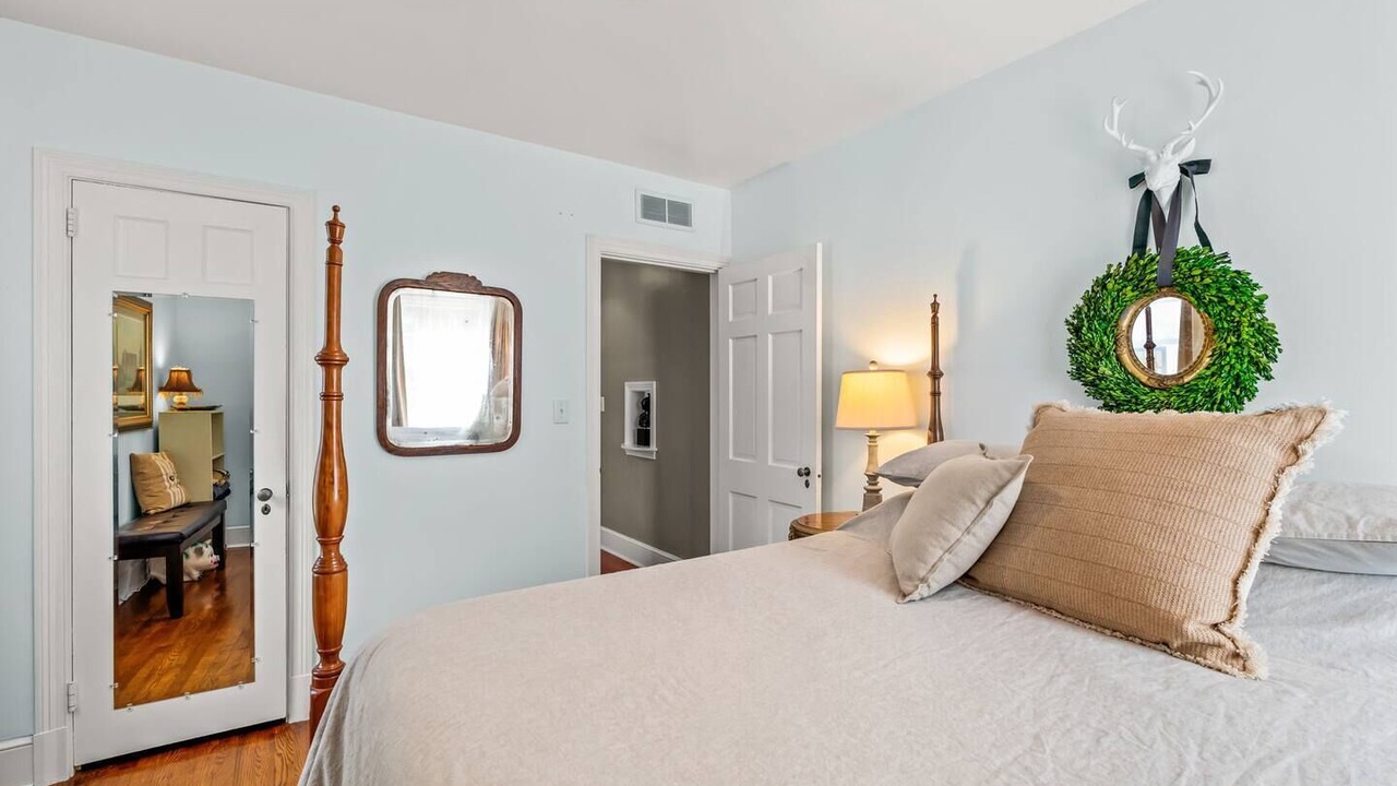 Photo of Bedroom in High Point
