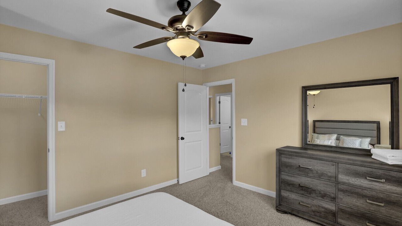 Photo of Bedroom in Hubert