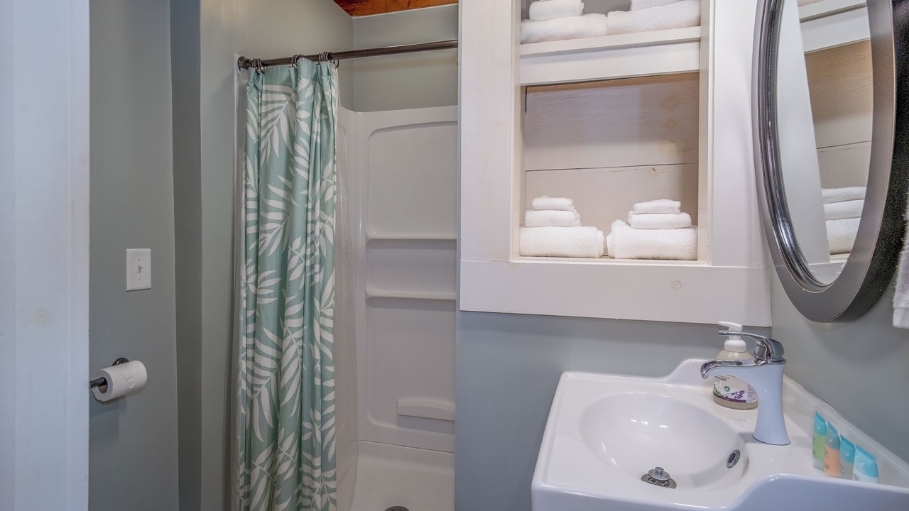 Photo of Bathroom in Cedar Mountain