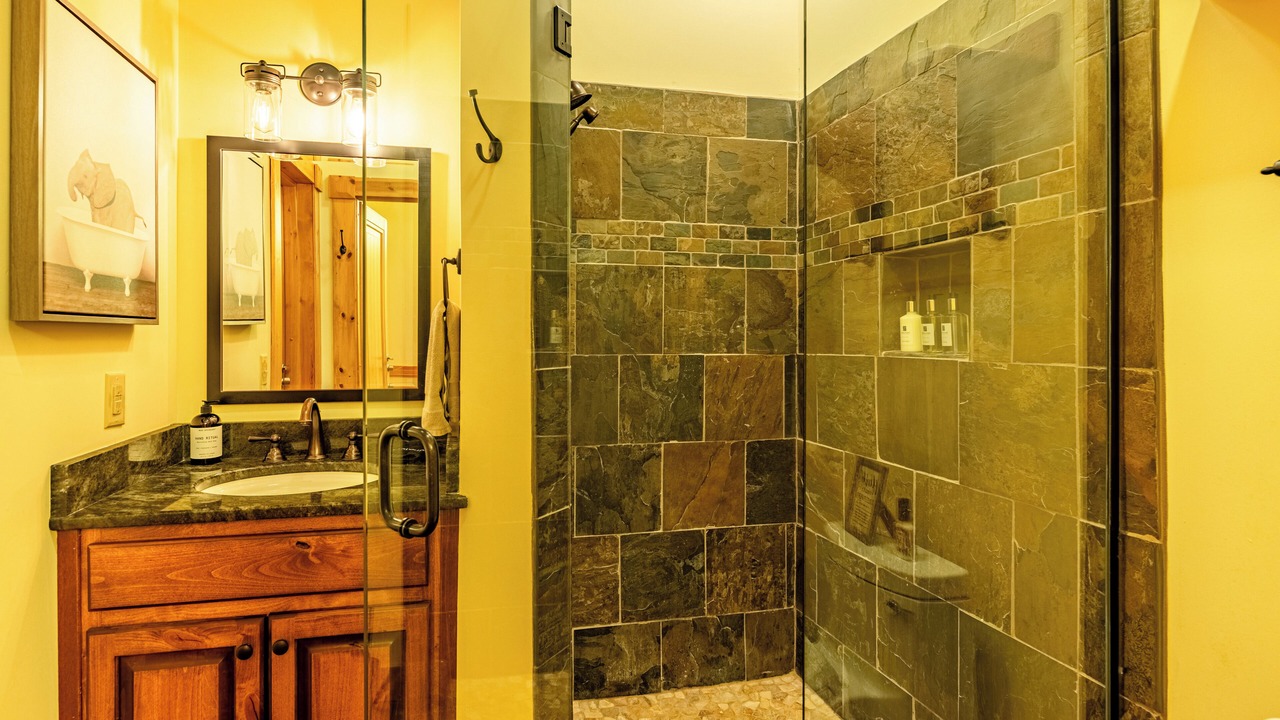 Photo of Bathroom in Glenville
