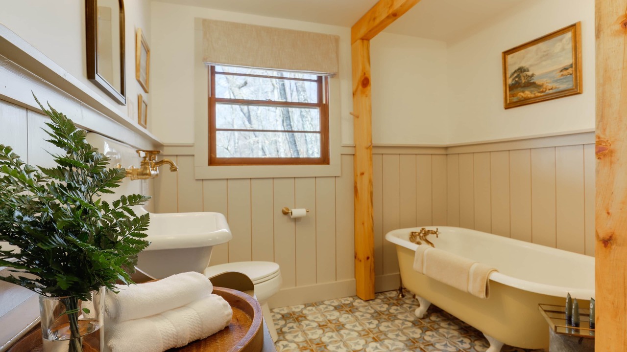 Photo of Bathroom in Wolf Laurel