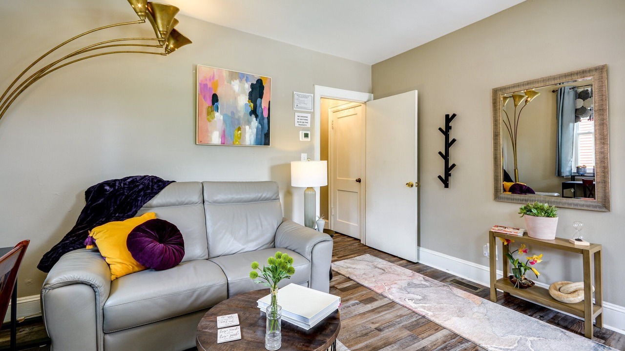 Photo of Livingroom in Greensboro