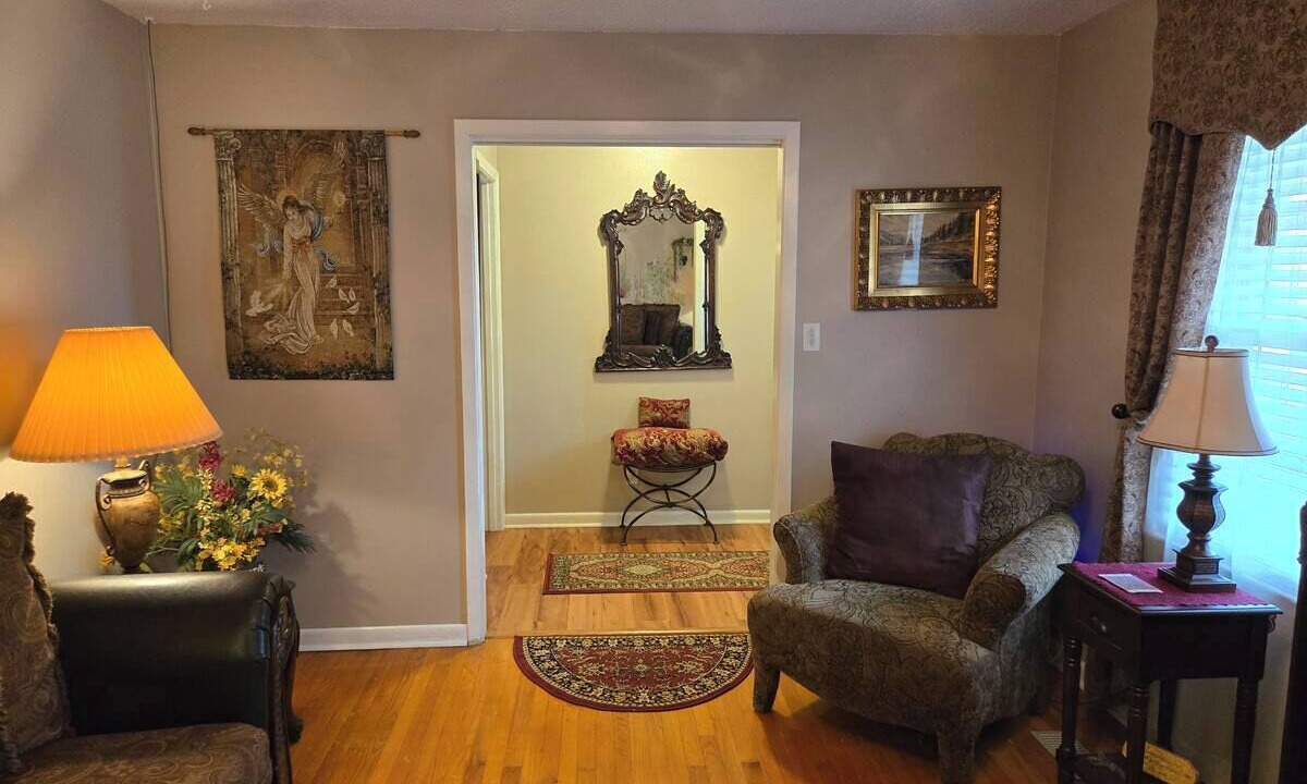 Photo of Livingroom in Westover