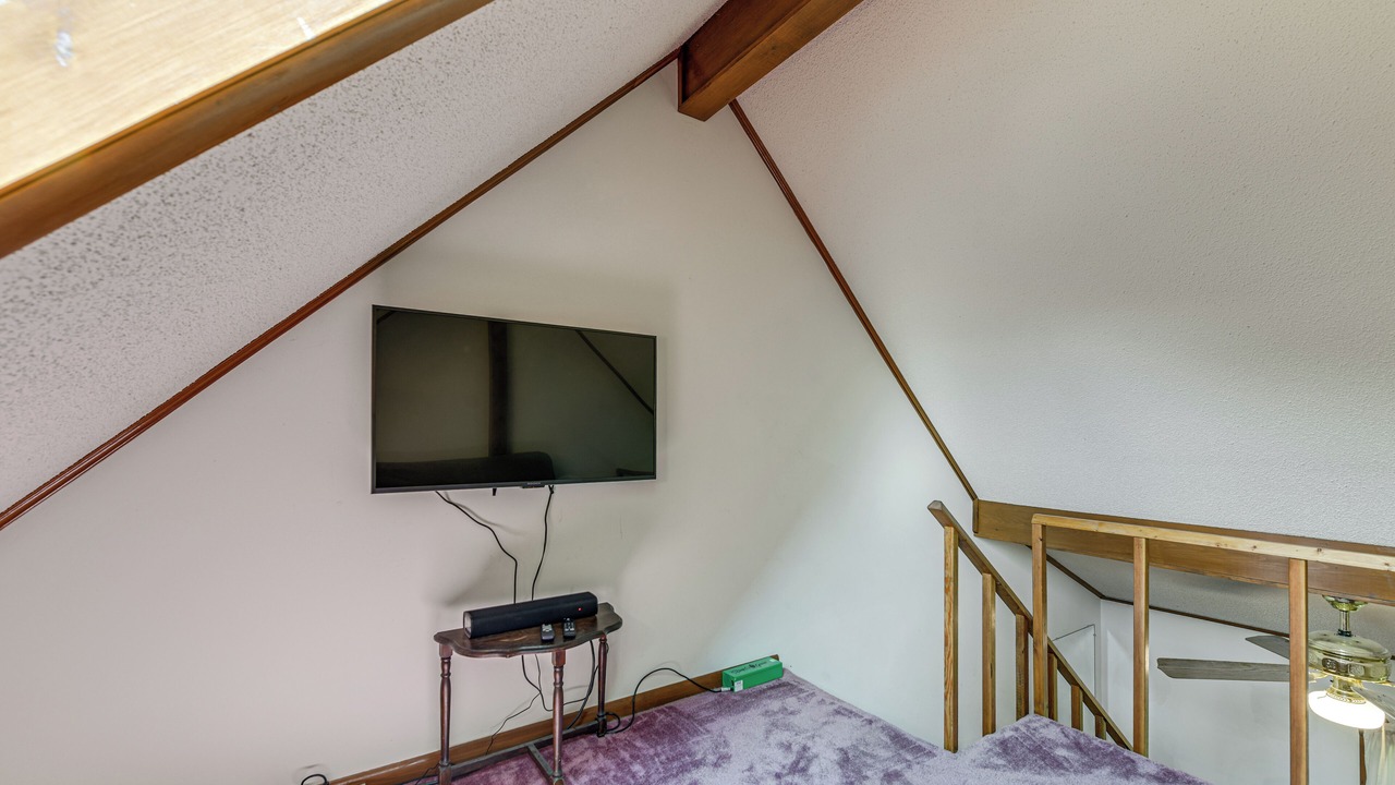 Photo of Bedroom in Valley Creek Run