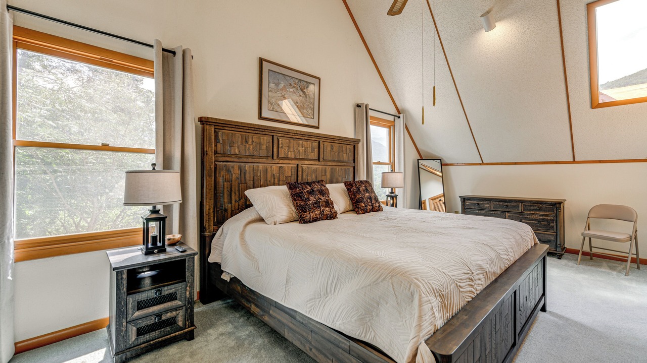 Photo of Bedroom in Valley Creek Run