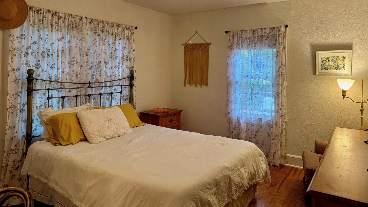Photo of Bedroom in Aberdeen