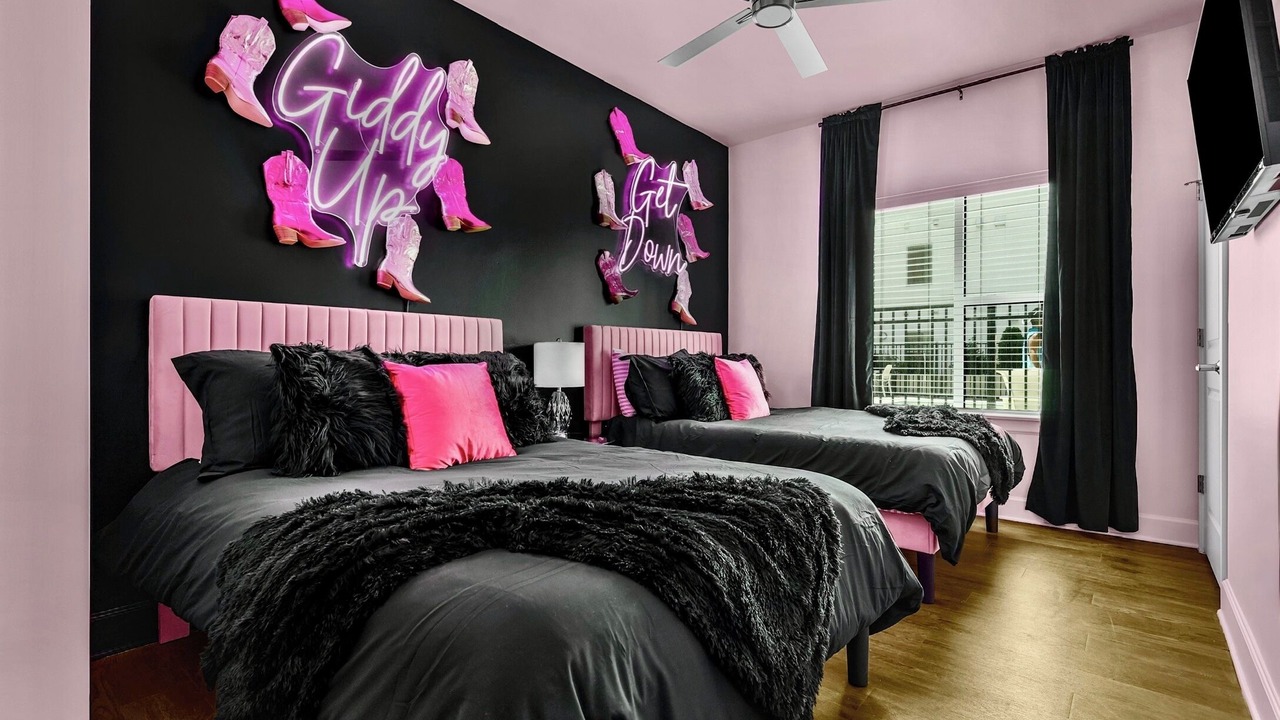 Photo of Bedroom in Eighth Avenue