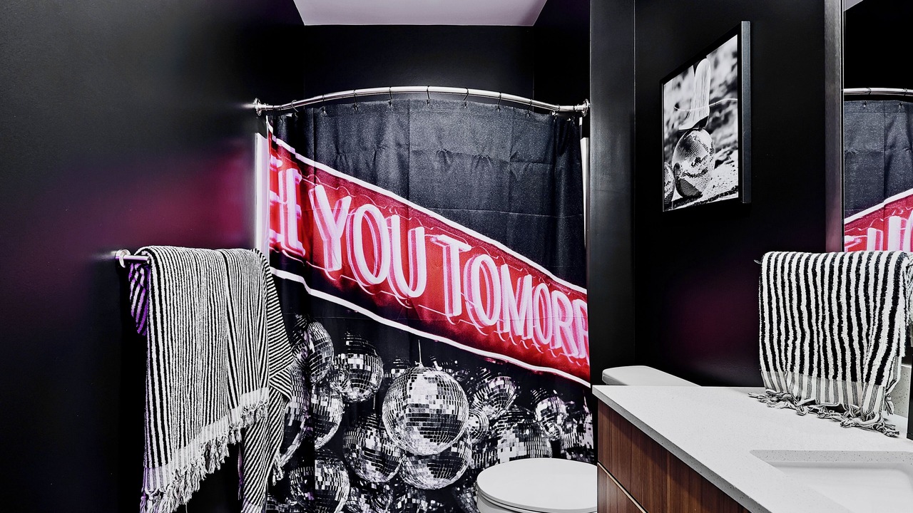 Photo of Bathroom in Eighth Avenue