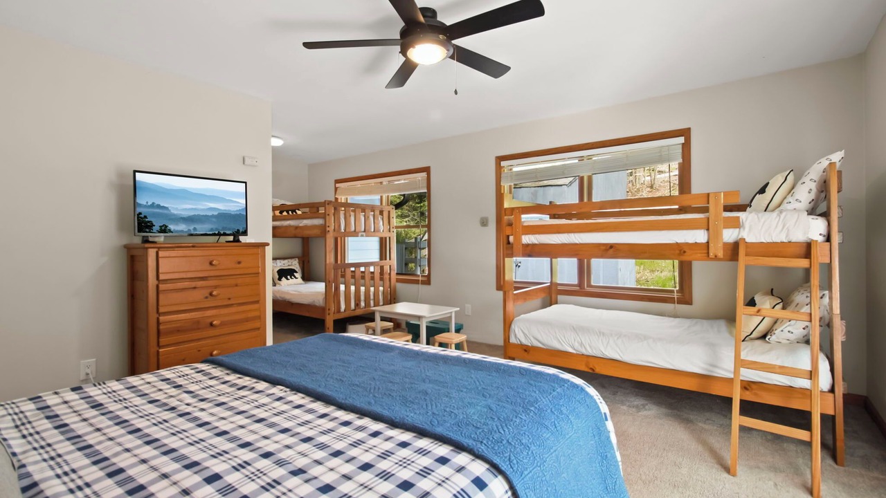 Photo of Bedroom in Charter Hills