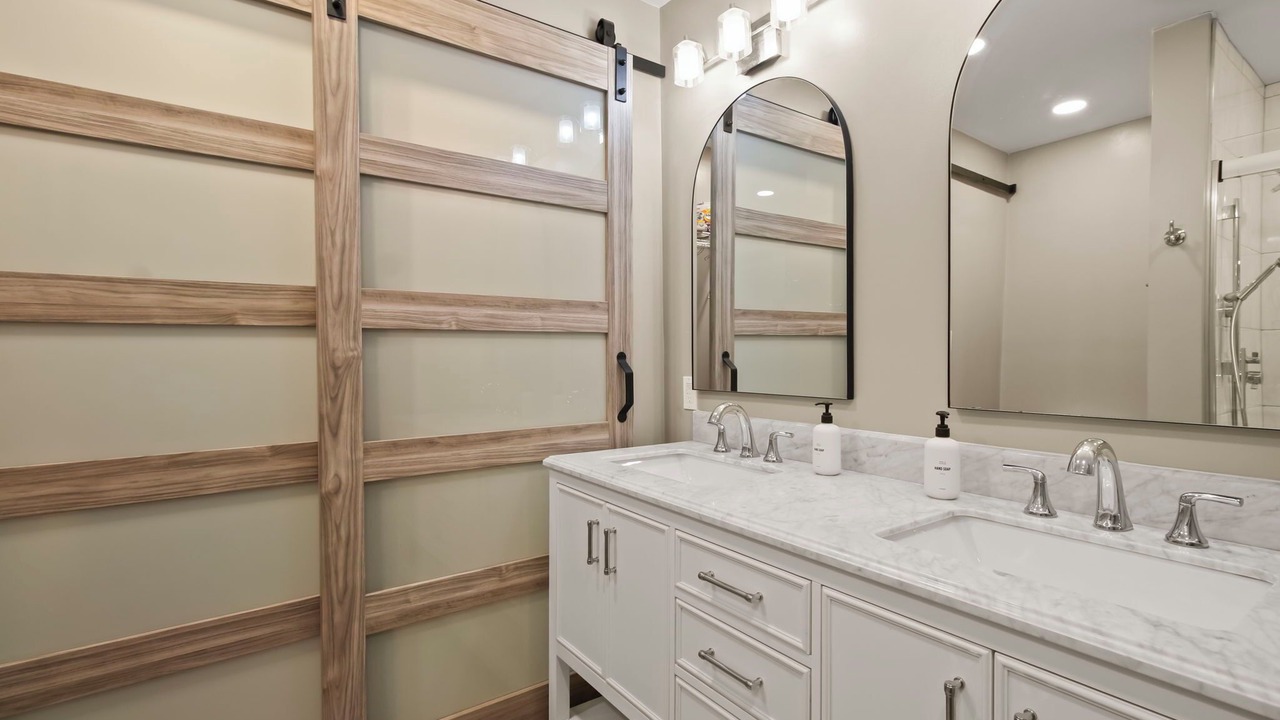 Photo of Bathroom in Charter Hills