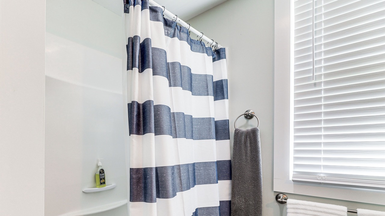 Photo of Bathroom in Aurora