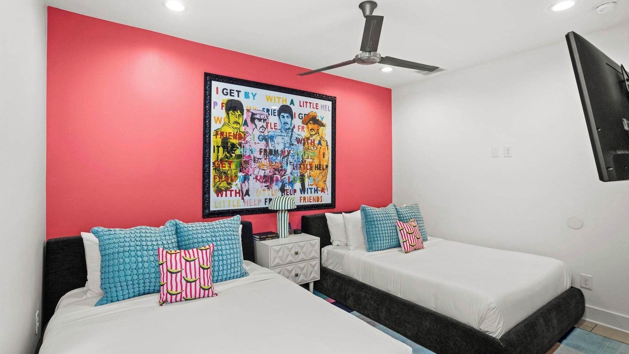 Photo of Bathroom in Eighth Avenue