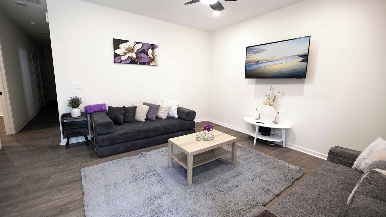 Photo of Livingroom in Burlington