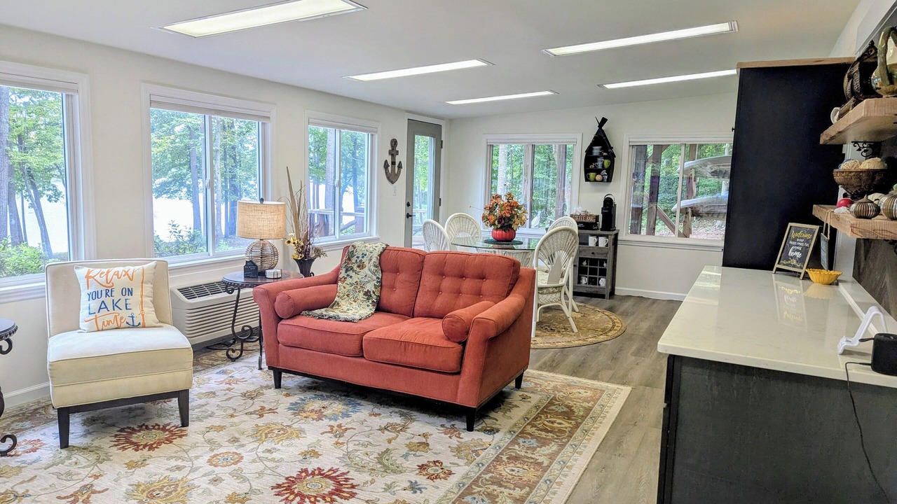 Photo of Livingroom in Reidsville