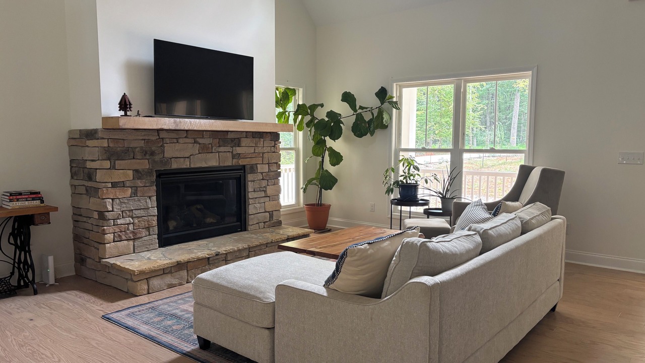 Photo of Livingroom in Hillsborough