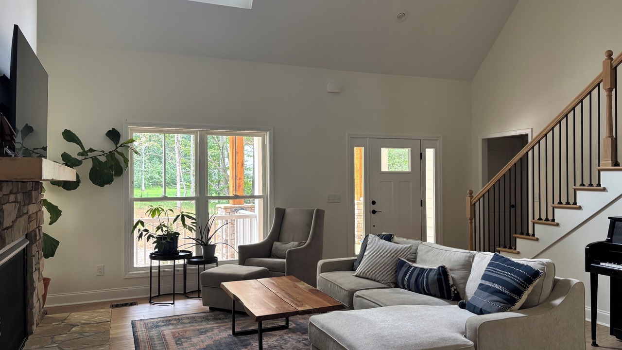 Photo of Livingroom in Hillsborough
